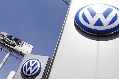Volkswagen to recall 8.5 million vehicles after Italian police raid offices