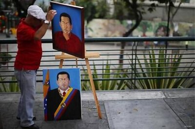 Venezuela: Hugo Chavez's coffin taken to military academy