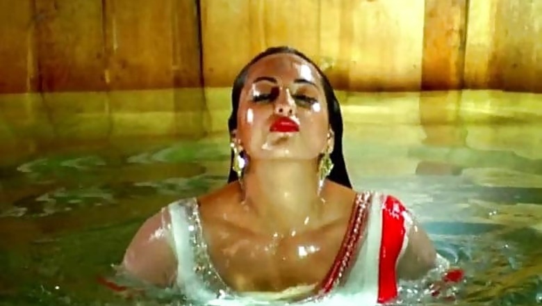 Sonakshi Sinha's brother defends her broad frame