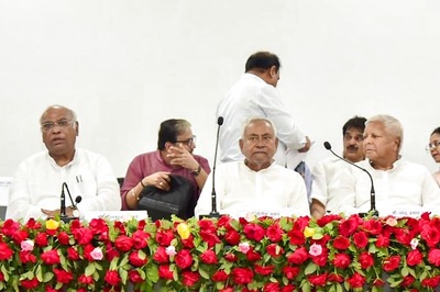 Census & Sensibility: Bihar Caste Survey Boosts Nitish's Position Without Hurting Any Party, for Now