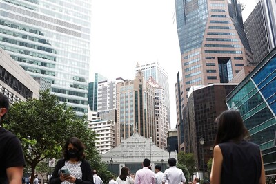 New Covid-19 Wave In Singapore, Minister Advises Wearing Of Masks After 25,900 Cases Recorded In A Week