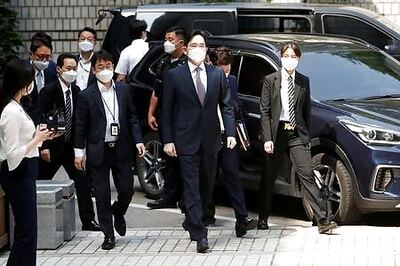 Samsung Touts 'best Salesman' Lee's Role In $6.6 Billion Verizon Deal As Trial Looms