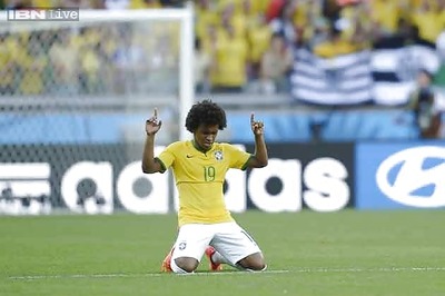 World Cup 2014: Scolari hints Willian may replace Neymar in semis