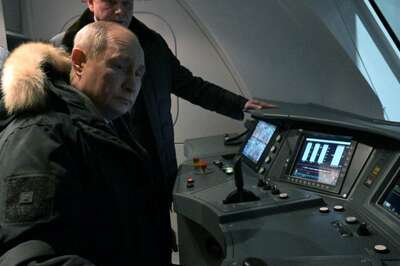 US Says Russia Developing ‘Troubling’ Space-Based Anti-Satellite Weapon, Kremlin Dismisses Claims