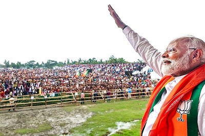 News18 Mega Exit Poll 2024: BJP May Scale New Peak in Bengal with 21 to 24 Seats, Didi's TMC Likely to Slip