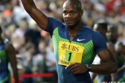 Powell equals men's 100m world record