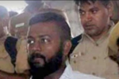 ‘Can’t Walk, Breathe’: Sukesh Chandrashekhar Accused of High-Profile Fraud Cases Alleges Torture at Tihar