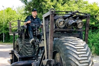 World's Heaviest Rideable Bicycle Weighs 4,800 Pounds, Can Tow 15 Tonnes Of Weight