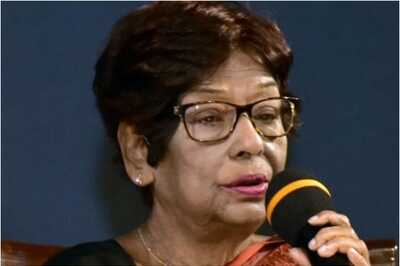 Soumitra Chatterjee's Wife Deepa Dies of Kidney Failure at Kolkata Hospital