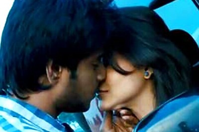 'Routine Love Story' Review: It's entertaining