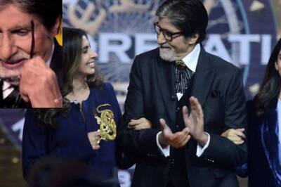 Amitabh Bachchan Wipes Away Tears on KBC 1000th Episode With Daughter Shweta, Navya Naveli Nanda