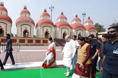 With Visit to Dakshineswar Kali Temple & References to Bengali Icons, Shah Counters Banerjee's 'Outsider' Jibe