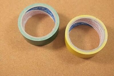 How to Make a Reversible Duct Tape Bracelet