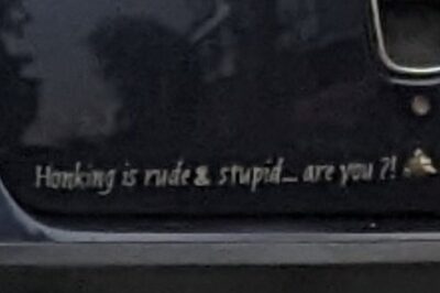 'Honking Is Rude, Stupid...Are You?' This Traffic Advisory Is Too Funny