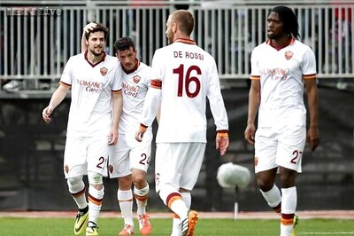 Roma move five points behind Juventus with 3-1 win