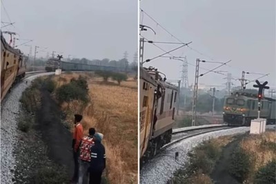 Video Shows Two Trains Arriving On Same Track; Internet Quips, 'Love At First Sight'