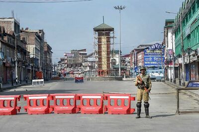 Suspension of SMS Facility in Kashmir Affects Services of Several Sectors