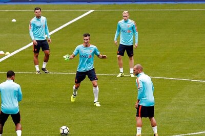 When Louis van Gaal Slapped Robin van Persie During a FIFA World Cup Match