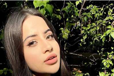 Urfi Javed Recreates Rihanna's 2018 Met Gala Foil Dress, Netizens Compare Them