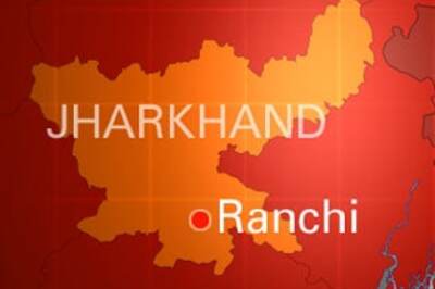 Jharkhand: Naxals blow up railway track, phone tower