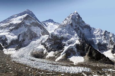 13th body pulled from snow in Mount Everest avalanche