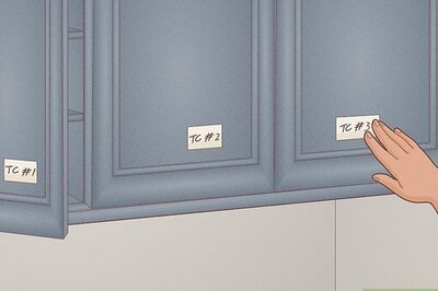 How to Clean Cabinet Hinges