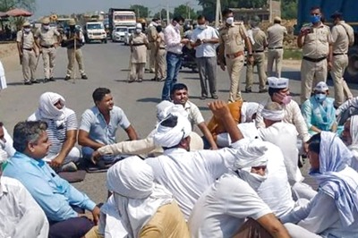 'Gram Chaupal' to Be Held Every Friday in UP to Solve Problems of Villagers