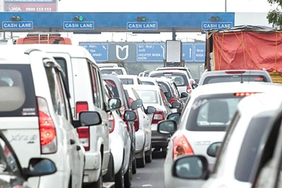 Traffic from Noida to Delhi Stalled at DND Due to Farmers' Rally