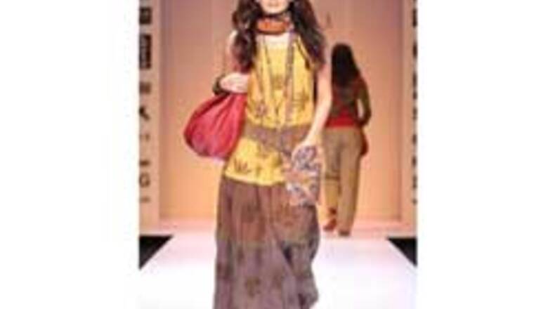 A girl's best fashion buddy: pockets!
