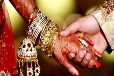 UP Man Cremates 'Wife' in Gorakhpur, Finds Her Alive 600 Km Away