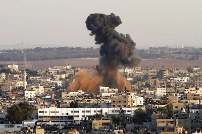 Israel hits Hamas govt buildings, reservists mobilised