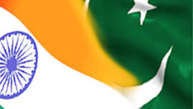Pakistan for relaxing visa regime to boost business ties