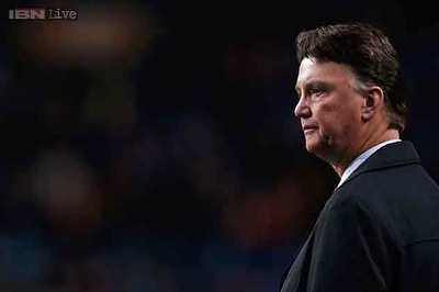 Louis van Gaal named Manchester United Manager, Giggs his assistant