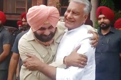 After Flexing Muscle as Pick for Punjab CM Post, Sunil Jakhar Announces Retirement from 'Active Politics'