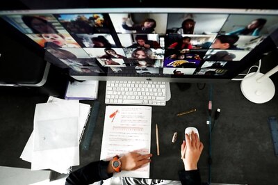 Amid Rising Covid-19 Cases, Deteriorating Air Quality, Delhi Schools To Remain Shut for Another Month