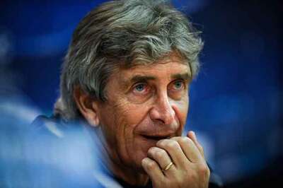 Pellegrini distances himself from Man City job reports