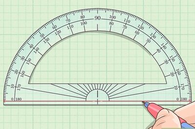 How to Make Angles in Math Using a Protractor