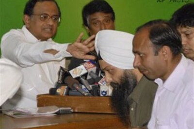 Lok Sabha ticket, job offer for shoe throwing scribe