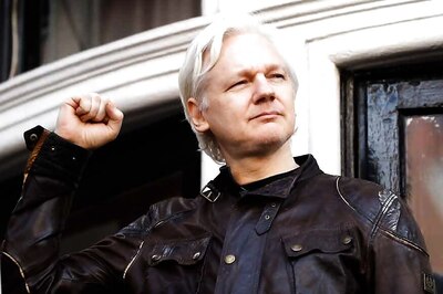 UK Court to Decide on Lifting Julian Assange Arrest Warrant Today
