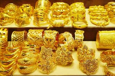 Gold Price Today Falls to Rs 50,726, Silver Drops Too; Is this the Right Time to Invest?