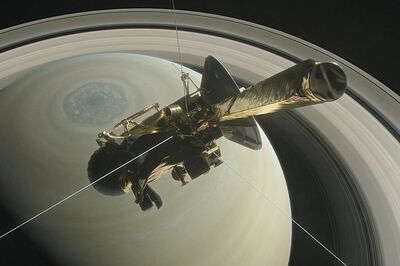 NASA Cassini Spacecraft to Take Final Death Dive Into Saturn Today