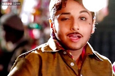 Vidya Balan joins real detectives to unveil 'Bobby Jasoos' trailer