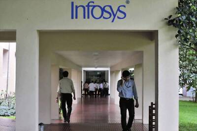Hiring in Infosys Drops For The First Time in 33 Years Since Its Existence