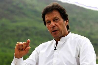 Under Fire for Poultry Plan, Imran Khan Banks On Bill Gates to Hit Back at 'Colonised Minds'