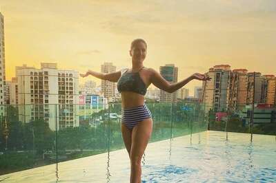 Sunny Leone Looks Hot in This Mini Skirt, See Pics