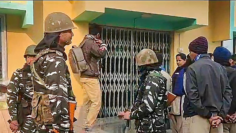 I-T Concludes Search Operations at Premises of Bengal Minister's Brother