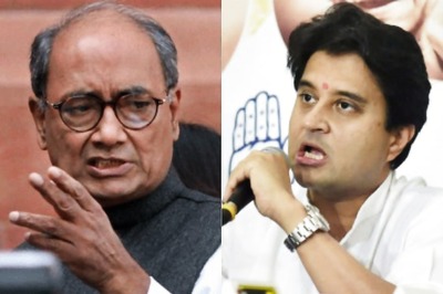 Congress a Divided House in MP as Jyotiraditya Scindia, Digvijaya Spar Over Ticket Distribution