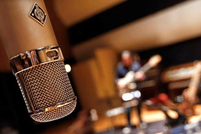 Prejudiced Pleasantries: The Discriminatory Nature of Ethnic And Gendered Jokes