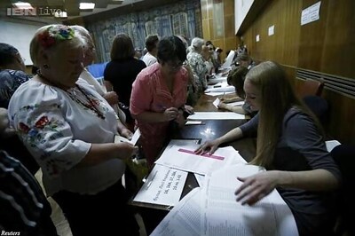 Voting through paper ballot a possibility in three seats: CEC