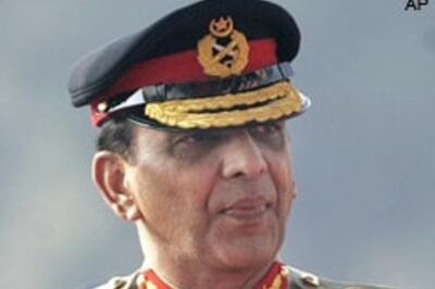 Pakistan moving troops to India border: report